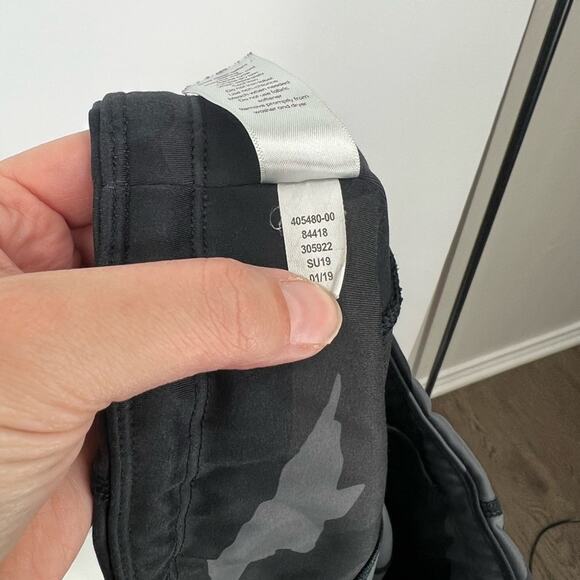 Athleta Camo Contender 7/8 Tight Leggings - Picture 9 of 9